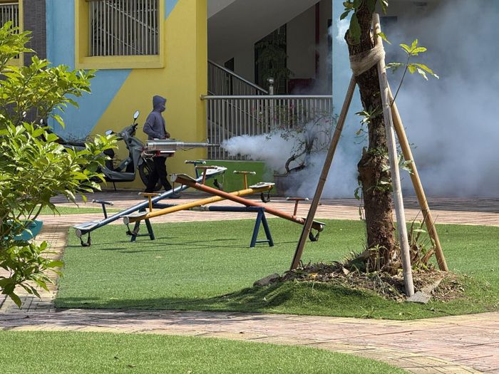 Thực hiện chỉ đạo của UBND TP Hà Nội, ngành y tế Hà Nội đã yêu cầu các đơn vị chủ động giám sát, xử lý bệnh truyền nhiễm. Ảnh: Thắng Đạt