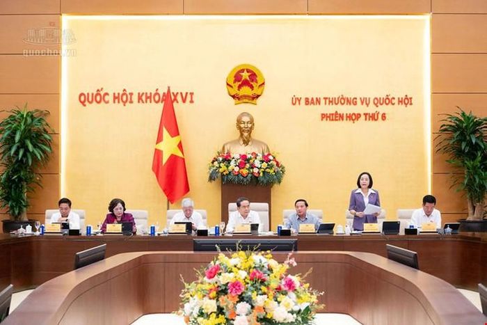 Phó Chủ tịch Quốc hội Nguyễn Thị Thanh điều hành phiên họp. Ảnh: Media Quốc hội