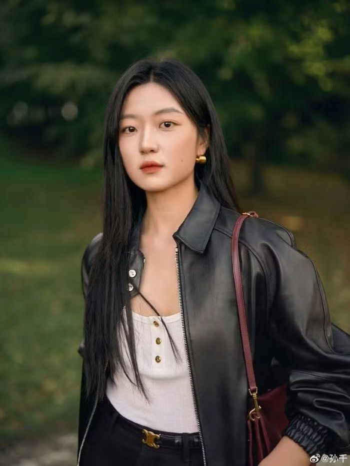 Nhưng cô bị cho là khó bứt phá danh tiếng.