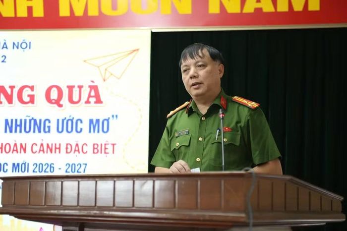 Thượng tá Nguyễn Xuân Nam – Phó Bí thư Đảng uỷ, Phó Giám thị phát biểu