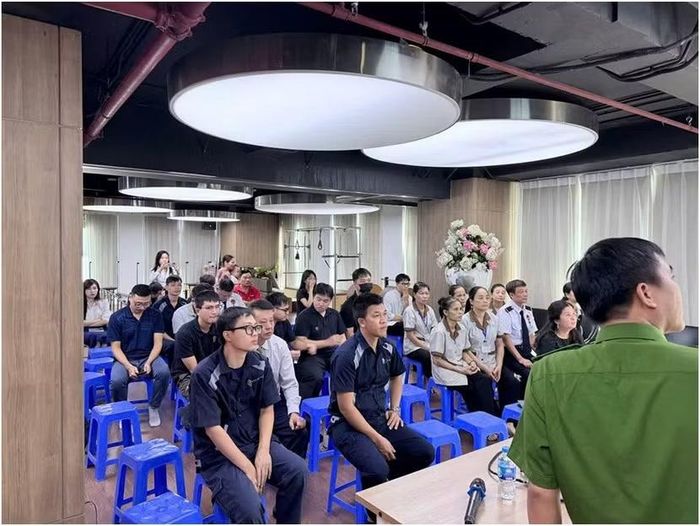 Cảnh sát PCCC và CNCH hướng dẫn kiến thức, kỹ năng về an toàn cháy, nổ