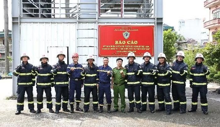 Đội tuyển chụp ảnh lưu niệm