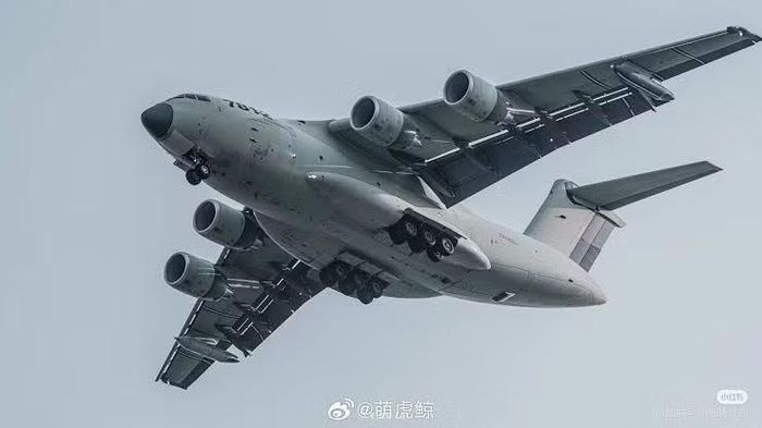 Ông Yanan cũng nhấn mạnh rằng ngay cả khi cần thực hiện những điều chỉnh kỹ thuật nhỏ, độ phức tạp cũng sẽ ở mức tối thiểu vì tốc độ truyền nhiên liệu và áp suất trong quá trình tiếp dầu bằng đầu dò và hình nón là tương tự nhau trên tất cả các hệ thống.