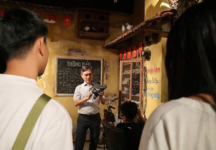 Những câu chuyện về phương tiện đi lại, sinh hoạt và giải trí giúp người tham gia hình dung rõ hơn về đời sống một thời.