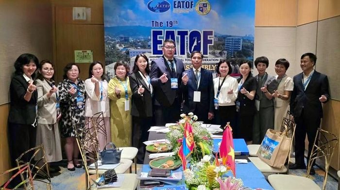 Đoàn đại biểu thành phố Quảng Ninh và đại diện tỉnh Tuv (Mông Cổ)