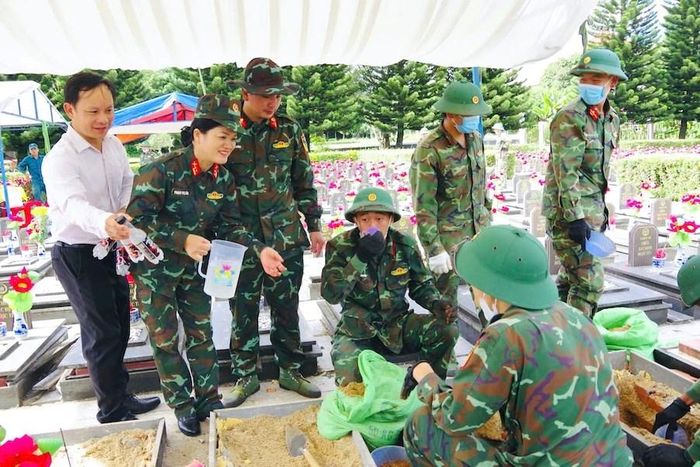 Mỗi cán bộ, chiến sĩ và thành viên tham gia Chiến dịch đều xác định đây không chỉ là nhiệm vụ chuyên môn mà còn là trách nhiệm thiêng liêng đối với những người đã hy sinh vì Tổ quốc