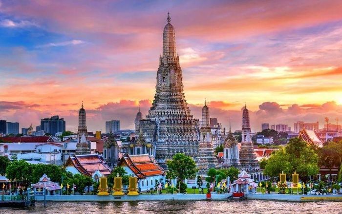 73% người dân Bangkok đánh giá cuộc sống về đêm của thành phố là “tốt” hoặc “tuyệt vời”