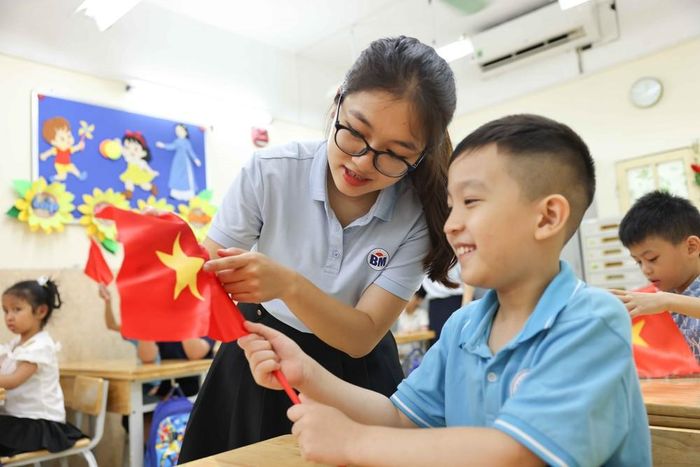 Trường Tiểu học Bình Minh, với những nỗ lực không ngừng, luôn là nơi ươm mầm hy vọng, nuôi dưỡng những tâm hồn trẻ thơ đầy nghị lực vượt qua mọi khó khăn để chạm tới những ước mơ. Ảnh: Thanh Tùng - TTXVN