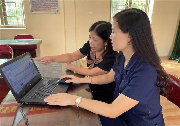 Trong năm học 2026-2027, triển khai hồ sơ số, sổ sách số theo quy định và lộ trình của Bộ GDĐT; từng bước thay thế hồ sơ, sổ sách giấy bằng hồ sơ, sổ sách trên môi trường số.