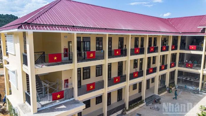 Trường phổ thông nội trú tiểu học và trung học cơ sở Tây Giang (xã Tây Giang, thành phố Đà Nẵng) chiều ngày 4/9. (Ảnh: CÔNG VINH)