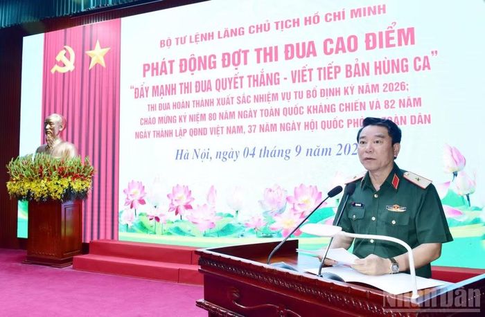 Thiếu tướng Phạm Văn Hiếu, Bí thư Đảng ủy Đoàn 969, Chính ủy Bộ Tư lệnh Lăng Chủ tịch Hồ Chí Minh phát động thi đua.