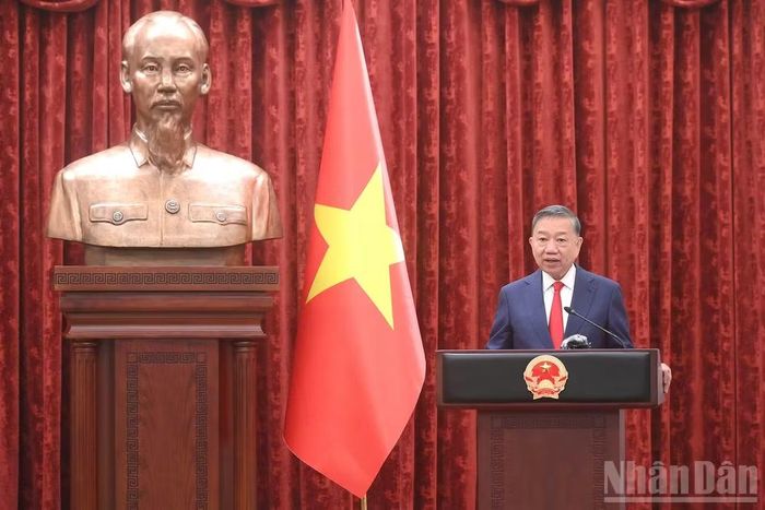 Tổng Bí thư, Chủ tịch nước Tô Lâm phát biểu giao nhiệm vụ cho đồng chí Thượng tướng Lê Quang Đạo. (Ảnh: ĐĂNG KHOA)