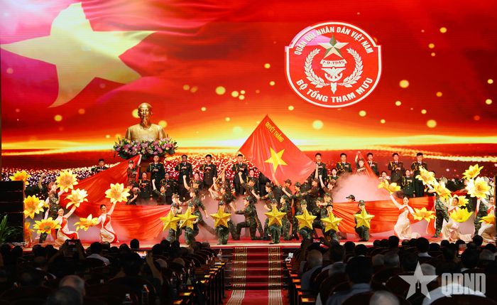 Một tiết mục trong chương trình nghệ thuật chào mừng buổi gặp mặt. 