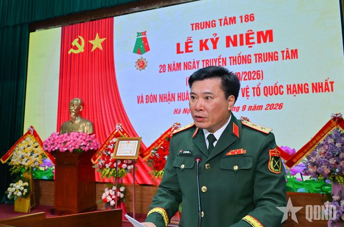 Trung tướng Vũ Hữu Hanh phát biểu chỉ đạo tại lễ kỷ niệm. 