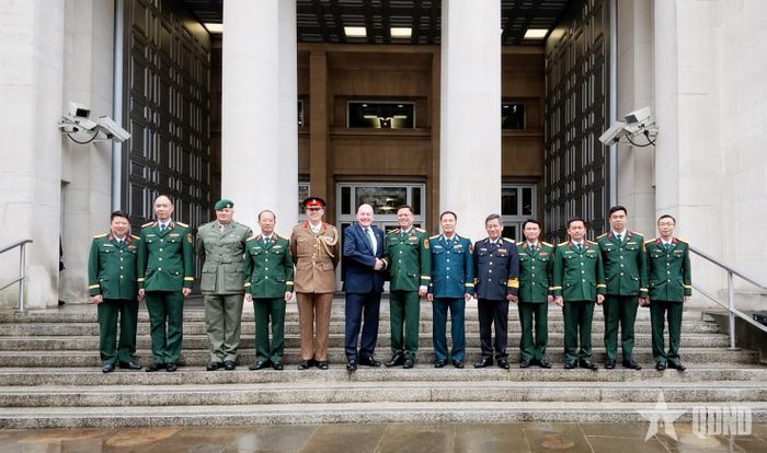 Các đại biểu chụp ảnh chung. 