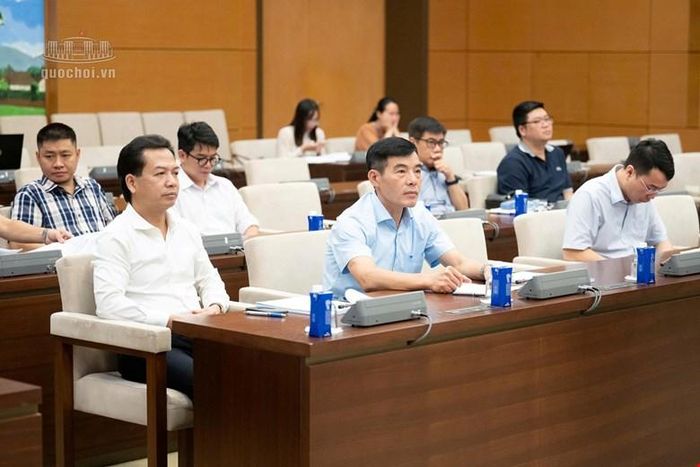  Đại biểu dự họp. Ảnh: CỔNG THÔNG TIN ĐIỆN TỬ QUỐC HỘI 
