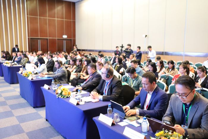 Nhiều đại biểu tham giam Hội thảo “Nâng tầm giá trị nông sản và thực phẩm trong chuỗi cung ứng bền vững” diễn ra tại TPHCM. Ảnh MINH XUÂN