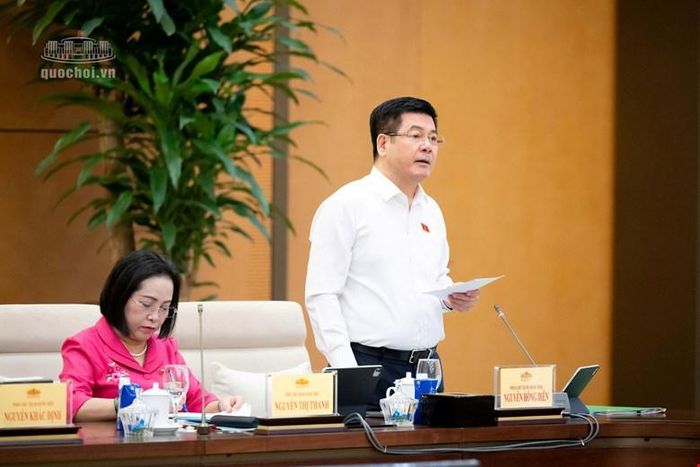  Phó Chủ tịch Nguyễn Hồng Diên phát biểu tại phiên họp. Ảnh: CỔNG THÔNG TIN ĐIỆN TỬ QUỐC HỘI 