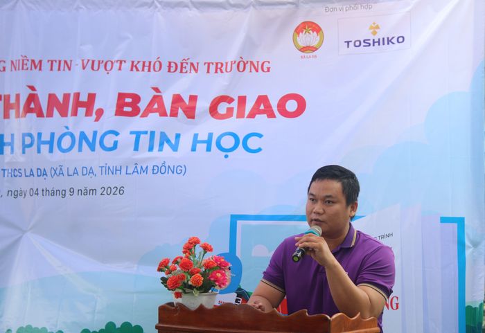  Ông Lê Trung Hiếu, Giám đốc Kinh doanh Công ty Toshiko phát biểu. Ảnh: TIẾN THẮNG 
