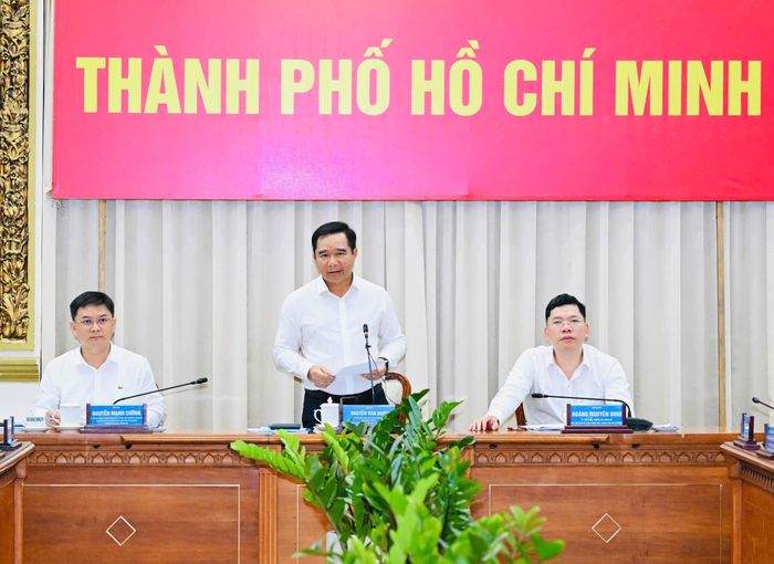 Chủ tịch UBND TPHCM Nguyễn Văn Được phát biểu. Ảnh: VIỆT DŨNG