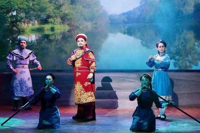  Trích đoạn vở cải lương “Khúc tráng ca thành Gia Định”. Ảnh: HOÀNG TRIỀU 