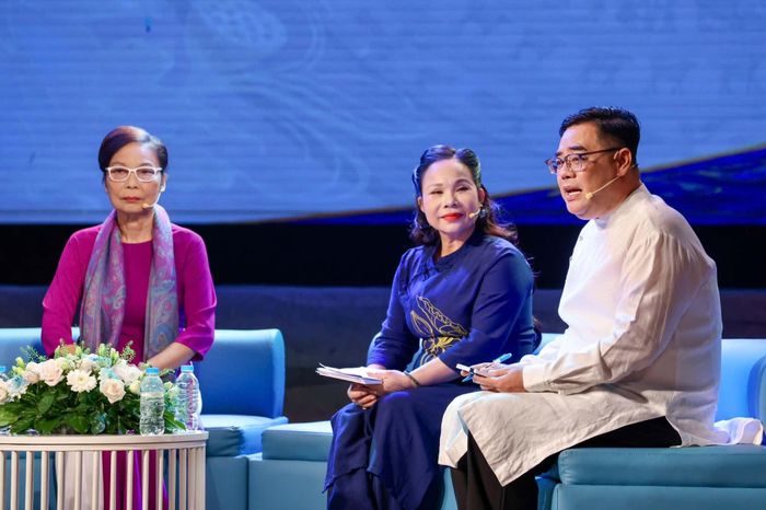  TS Lê Nguyên Đạt chia sẻ tại chương trình. Ảnh: HOÀNG TRIỀU 