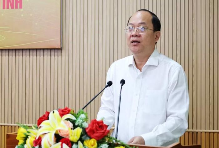 Ông Nguyễn Hồ Hải, Bí thư Tỉnh ủy Cà Mau phát biểu tại hội nghị.
