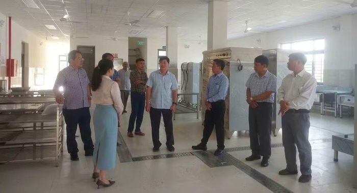Lãnh đạo tỉnh Đắk Lắk kiểm tra công tác chuẩn bị khai giảng.