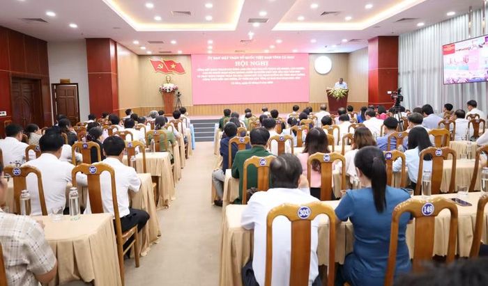 Quang cảnh hội nghị.