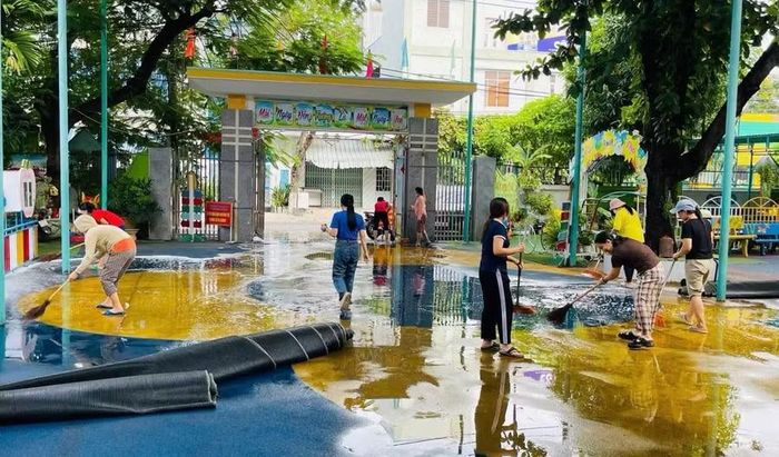 Các trường học trên địa bàn phường Sơn Trà tổng dọn vệ sinh trước khi đón học sinh tựu trường.