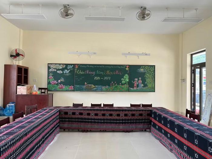 Các phòng học Trường Phổ thông nội trú Tiểu học & THCS Tây Giang.