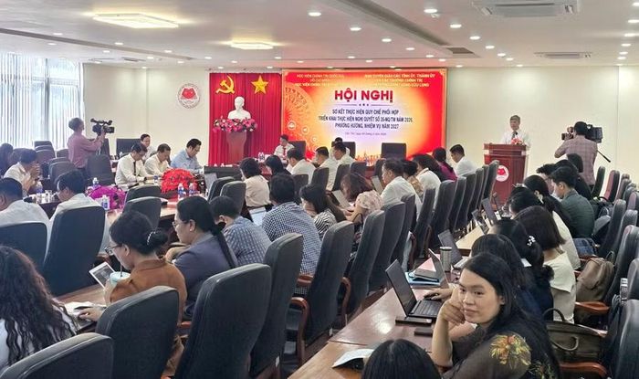 Hội nghị đánh giá, thực hiện Quy chế phối hợp ký ngày 10/12/2025, các đơn vị đã từng bước hình thành cơ chế liên kết, chia sẻ thông tin và phối hợp lực lượng trong công tác bảo vệ nền tảng tư tưởng của Đảng.