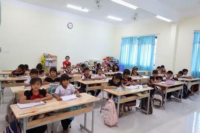 Bên trong các lớp học khang trang hiện đại.