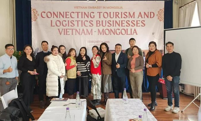Đại sứ quán Việt Nam tại Mông Cổ đã phối hợp với Phòng Thương mại và công nghiệp Mông Cổ (MNCCI) và Hiệp hội doanh nghiệp Việt Nam đầu tư ra nước ngoài (VAFIE) tổ chức Hội thảo kết nối doanh nghiệp Việt Nam và Mông Cổ hoạt động trong lĩnh vực du lịch và logistics, tháng 2/2025. (Nguồn: Đại sứ quán Việt Nam tại Mông Cổ)
