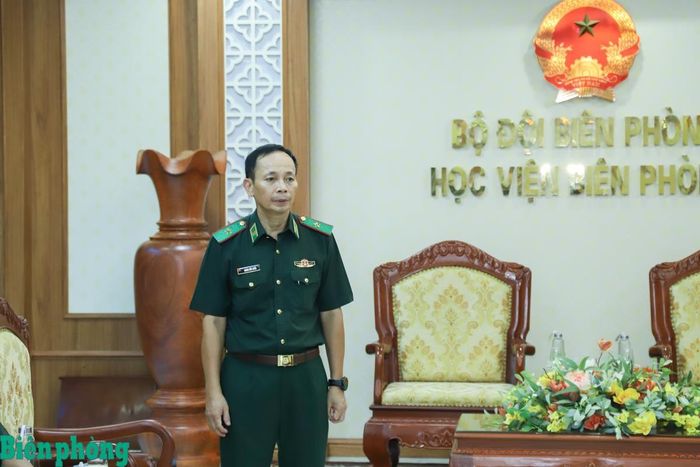 Thiếu tướng Hoàng Hữu Chiến phát biểu kết luận kiểm tra. Ảnh: Ngọc Lâm