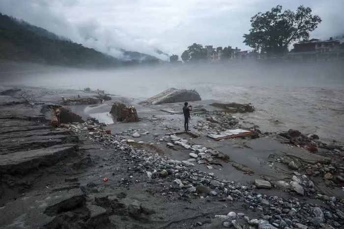 Quang cảnh sau trận lũ ở gần sông Trishuli, quận Nuwakot, Nepal. (Ảnh: Reuters)