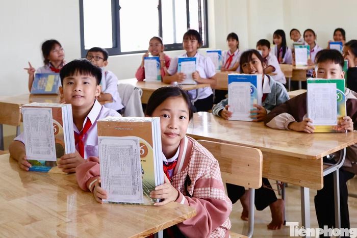 Năm học 2026-2027, Trường Phổ thông nội trú liên cấp Tiểu học - THCS Thuận An dự kiến có khoảng 870 học sinh với 30 lớp.