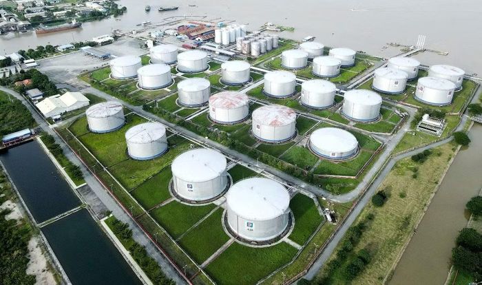 Chuyên gia đề xuất xây dựng cơ chế linh hoạt để chuyển đổi hàng dự trữ xăng dầu. Ảnh: PLX.