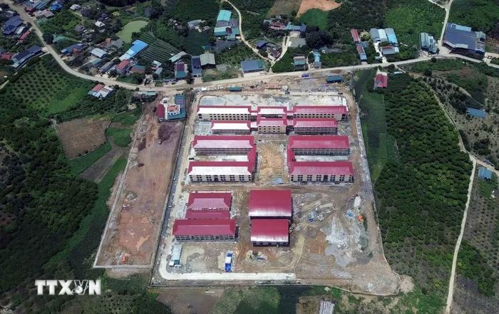 Trường phổ thông nội trú liên cấp tiểu học và Trung học cơ sở xã Lóng Phiêng (Sơn La) đã hoàn thành sau gần một năm thi công. (Ảnh: Quang Quyết/TTXVN)