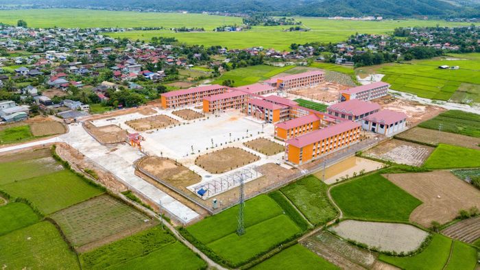 Các công trình trường nội trú biên giới với nhiệm vụ nâng cao chất lượng giáo dục đồng thời góp phần giữ vững phên dậu vùng biên. (Ảnh: Hoài Nam/Vietnam+)