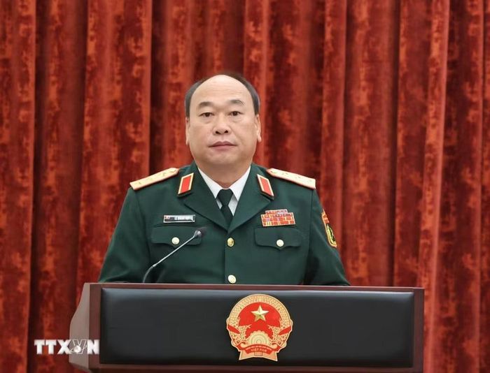 Thượng tướng Lê Quang Đạo, Phó Tổng Tham mưu trưởng Quân đội Nhân dân Việt Nam phát biểu nhận nhiệm vụ. (Ảnh: Thống Nhất/TTXVN)