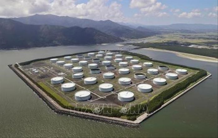 Cơ sở dự trữ dầu quốc gia Shibushi ở quận Kagoshima, miền Tây Nam Nhật Bản. Ảnh: Kyodo/TTXVN