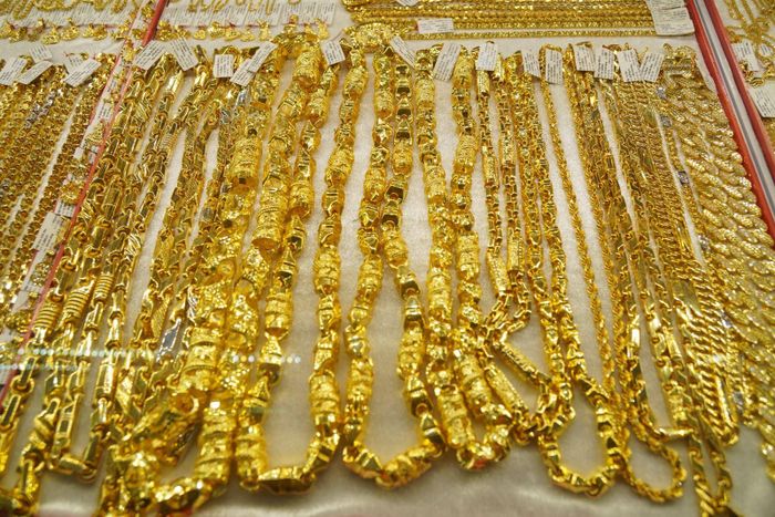 Vàng trang sức cũng bật tăng theo vàng miếng SJC.