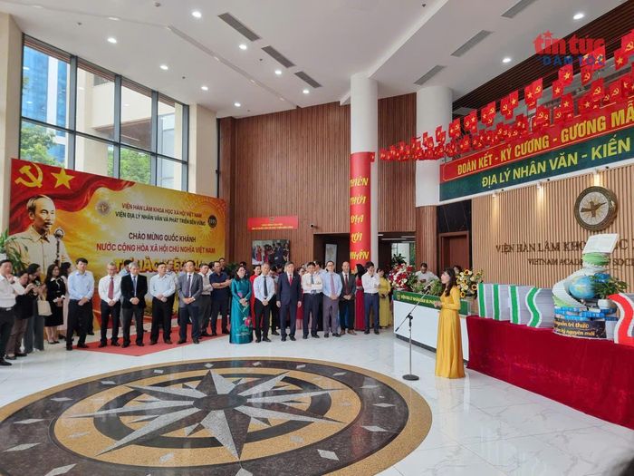 TS. Nguyễn Song Tùng, Viện trưởng Viện Địa lý nhân văn và Phát triển bền vững phát biểu tại chương trình.