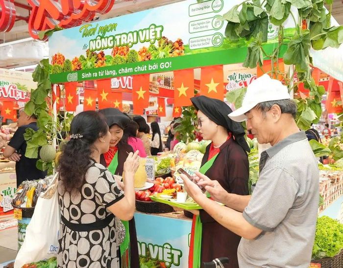 Các sản phẩm hàng hoá Việt Nam được phân phối đa số tại các hệ thống siêu thị.