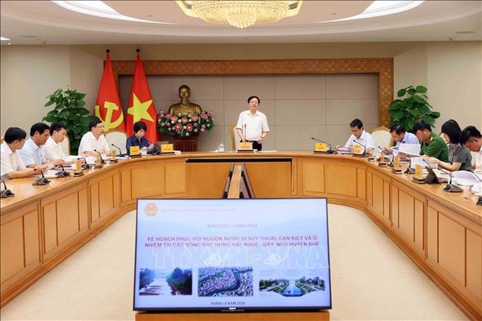 Phó Thủ tướng Hồ Quốc Dũng chủ trì cuộc họp. Ảnh: An Đăng/TTXVN