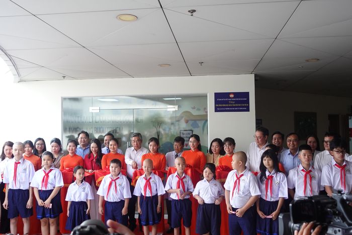 Bệnh viện Ung Bướu Thành phố khánh thành Phòng đọc sách - Tham vấn tâm lý tại Khoa Ung bướu Nhi.