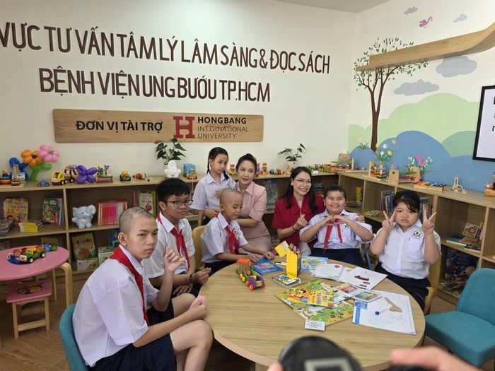 Công trình tạo không gian để bệnh nhi đọc sách, thư giãn, giao lưu và được hỗ trợ về tâm lý trong quá trình điều trị.