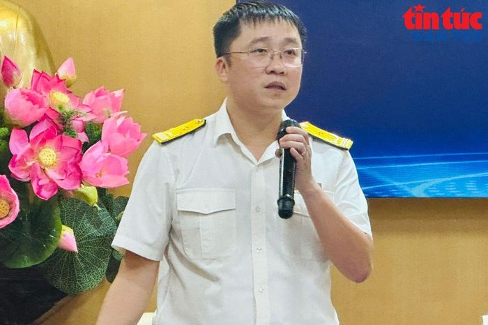 Ông Nguyễn Đức Huy, Phó Trưởng ban Ban Nghiệp vụ thuế (Cục Thuế) trả lời câu hỏi báo chí tại Họp báo chuyên đề chiều 4/9.