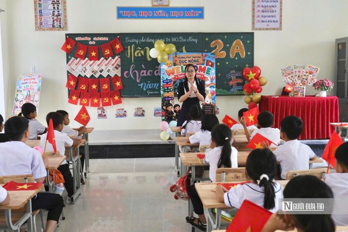 Những phòng học mới tại các trường nội trú vùng biên Quảng Ngãi đã được dọn dẹp, hoàn thiện để đón học sinh năm học 2026 - 2027.